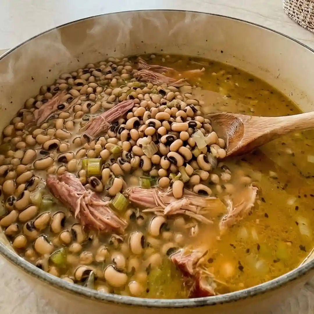 Black Eyes Peas with Smoked Turkey Legs Kismetrecipes